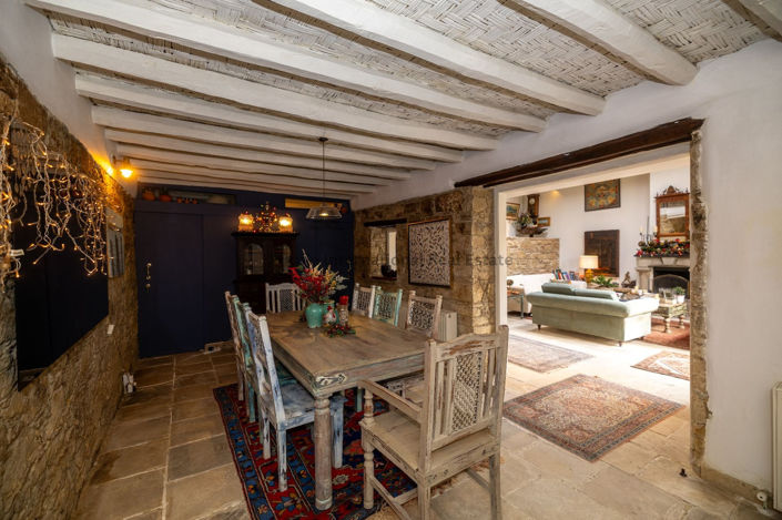 Image No.9-2 Bed House for sale