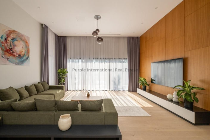 Image No.2-7 Bed Villa for sale