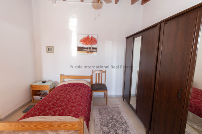 Image No.17-2 Bed House for sale