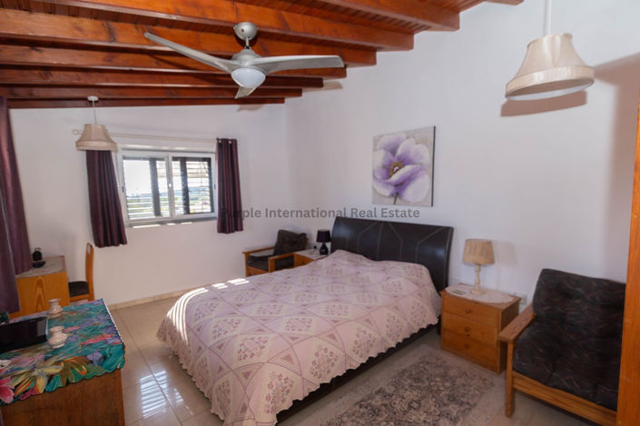 Image No.20-2 Bed House for sale