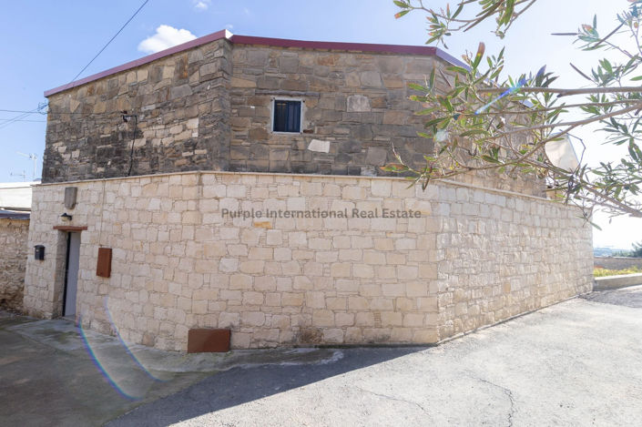 Image No.33-2 Bed House for sale