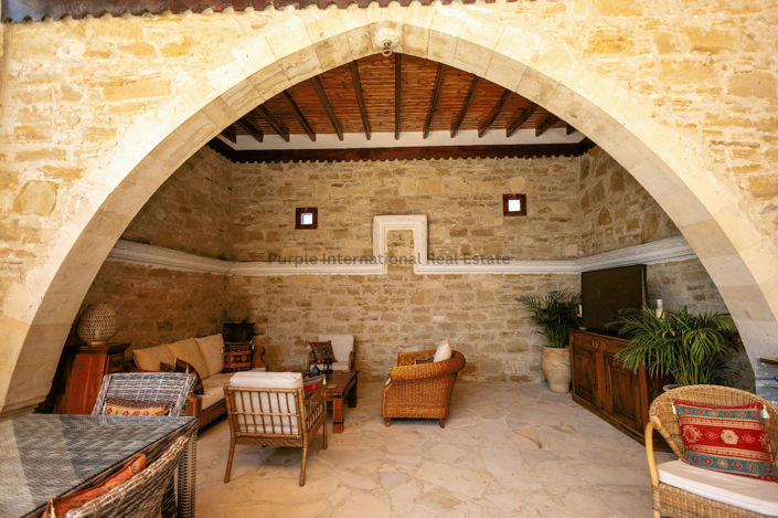 Image No.39-5 Bed House for sale