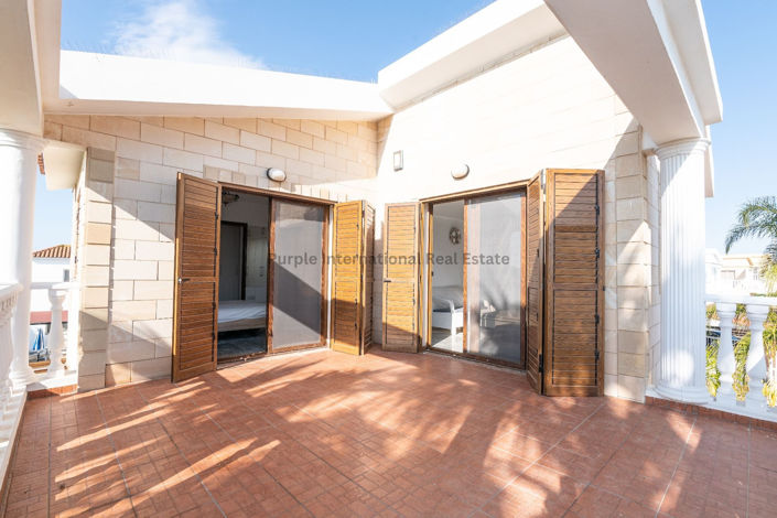 Image No.18-3 Bed Villa for sale