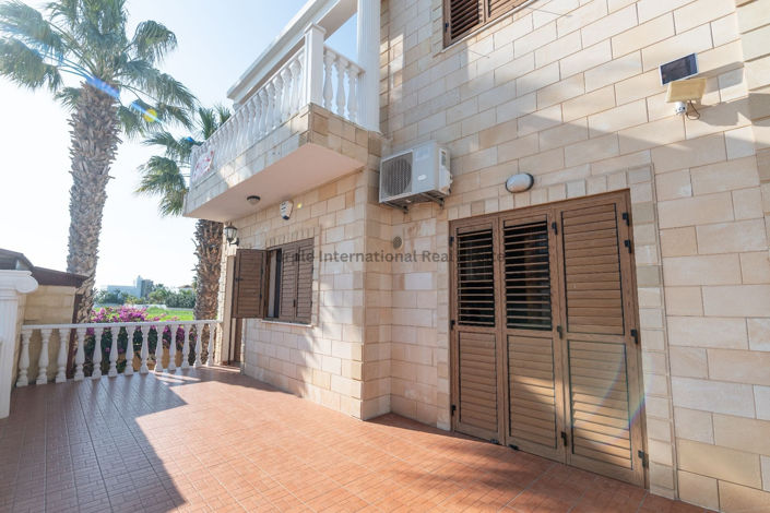 Image No.28-3 Bed Villa for sale