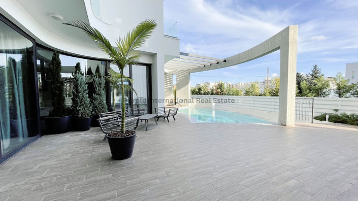 Image No.20-5 Bed Villa for sale