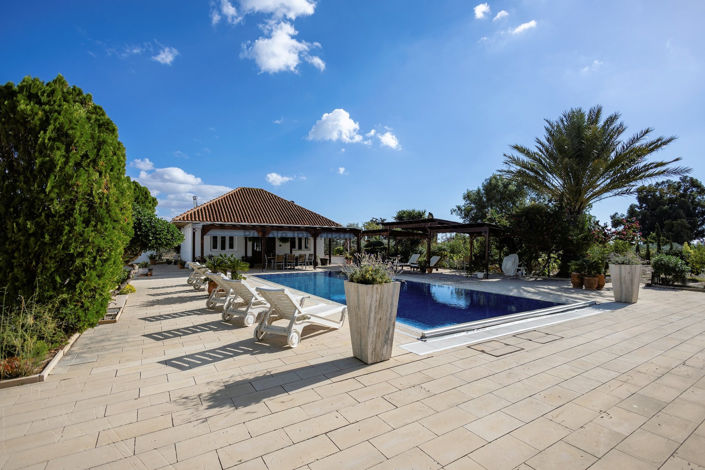 Image No.40-7 Bed Villa for sale