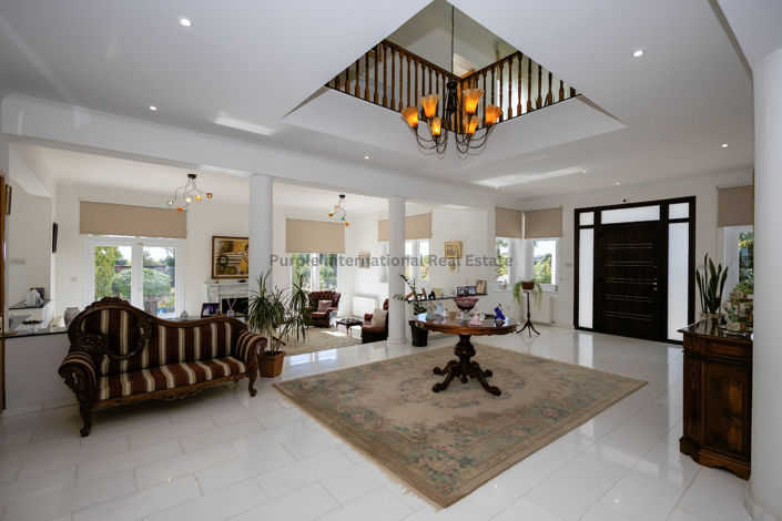 Image No.6-7 Bed Villa for sale