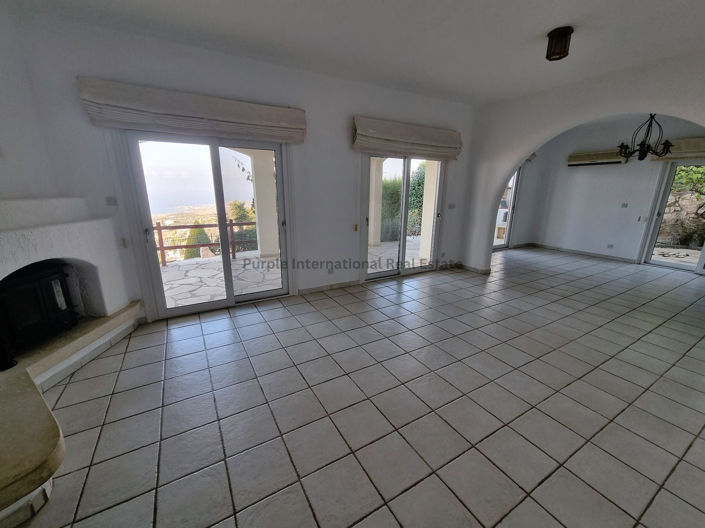 Image No.2-4 Bed Villa for sale