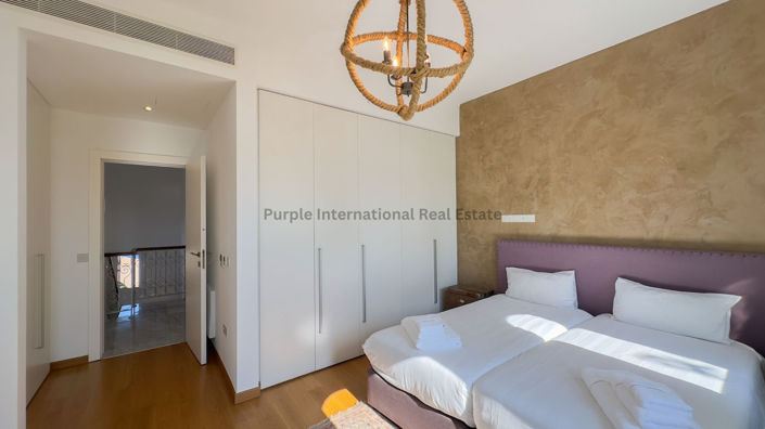 Image No.16-5 Bed Villa for sale