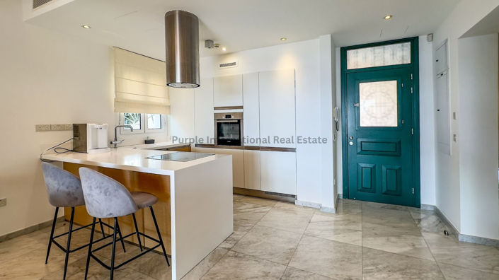 Image No.9-5 Bed Villa for sale