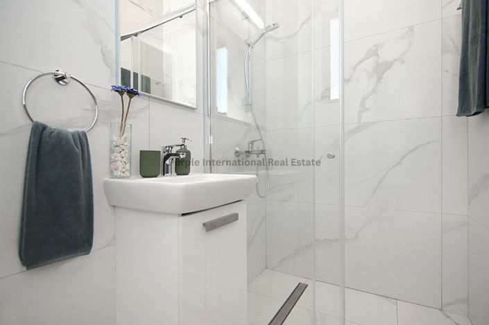 Image No.7-3 Bed Villa for sale