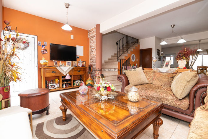 Image No.2-3 Bed Villa for sale