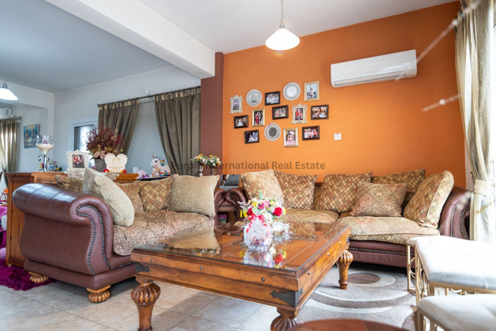 Image No.9-3 Bed Villa for sale