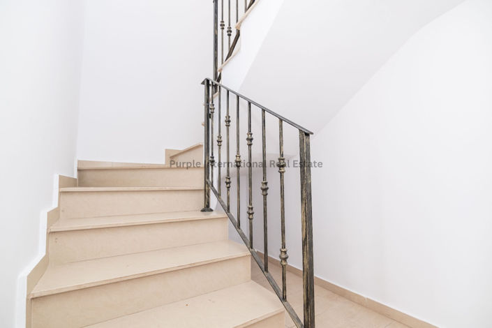 Image No.7-3 Bed Villa for sale