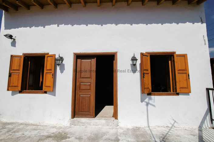 Image No.28-4 Bed House for sale