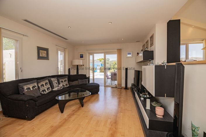 Image No.5-5 Bed Villa for sale