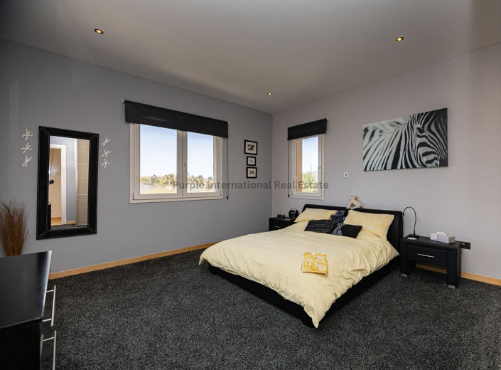 Image No.8-5 Bed Villa for sale