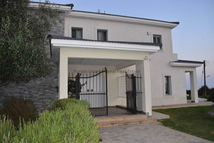 Image No.36-6 Bed Villa for sale
