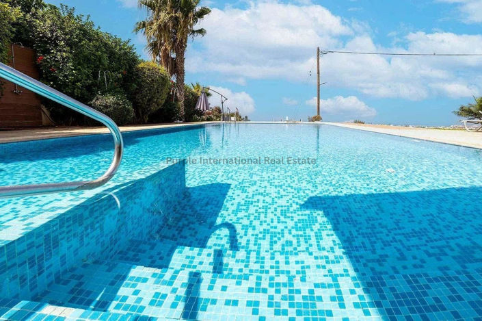 Image No.37-6 Bed Villa for sale