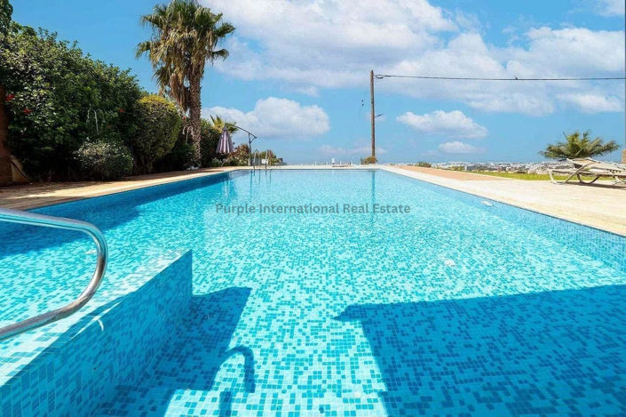 Image No.40-6 Bed Villa for sale