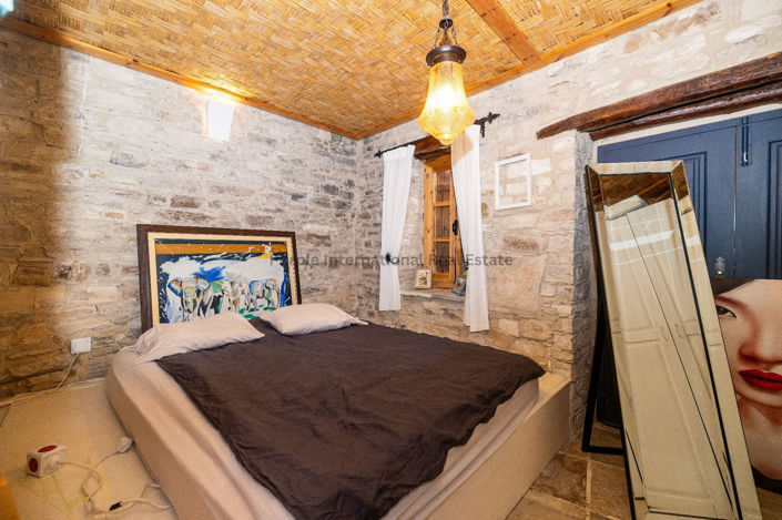 Image No.29-3 Bed House for sale