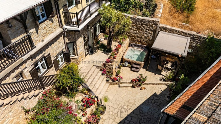 Image No.2-3 Bed House for sale