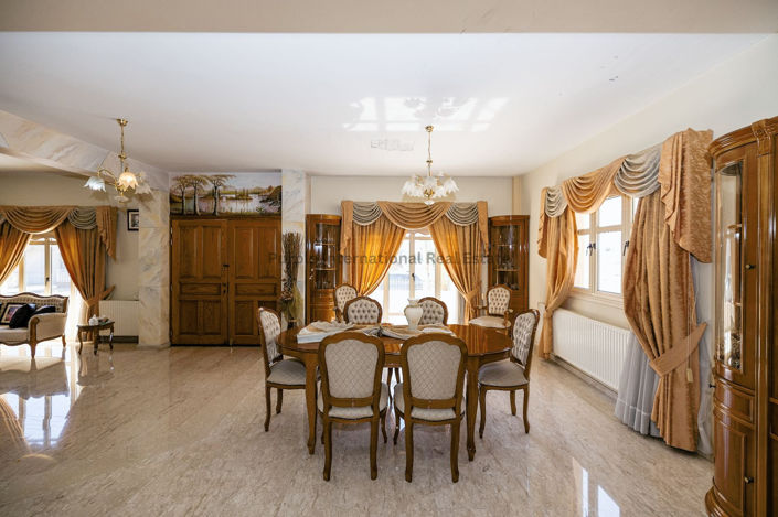 Image No.10-4 Bed Villa for sale