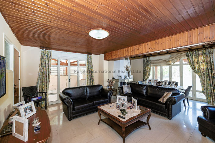 Image No.3-4 Bed Villa for sale