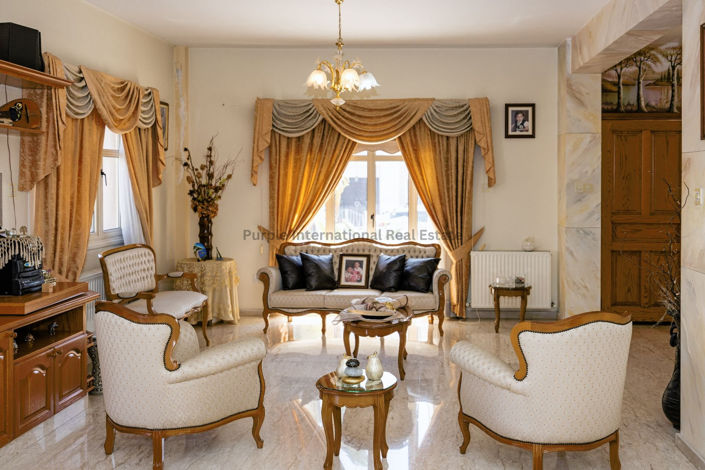 Image No.8-4 Bed Villa for sale