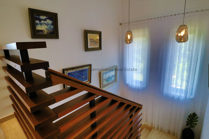 Image No.28-4 Bed Villa for sale