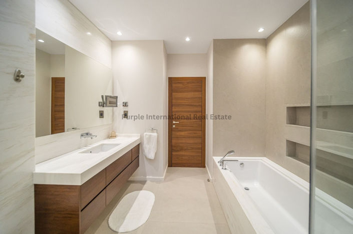 Image No.16-6 Bed Villa for sale