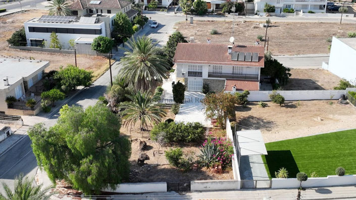 Image No.6-3 Bed House for sale