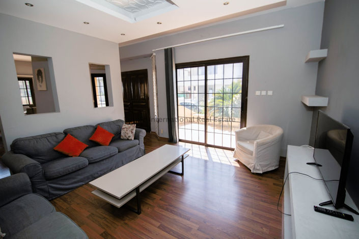 Image No.5-7 Bed Villa for sale