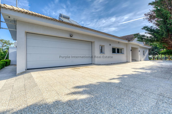 Image No.28-4 Bed Bungalow for sale