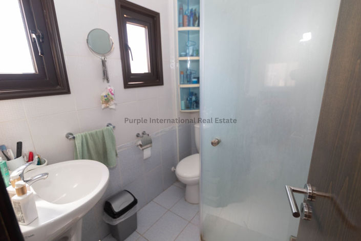 Image No.10-3 Bed Villa for sale