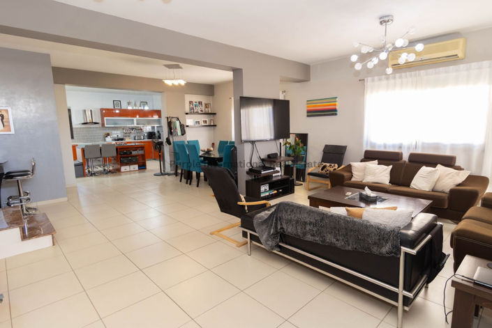 Image No.16-3 Bed Villa for sale