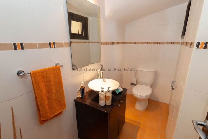 Image No.20-3 Bed Villa for sale