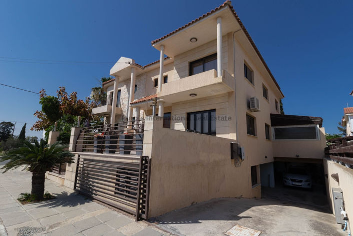 Image No.30-3 Bed Villa for sale