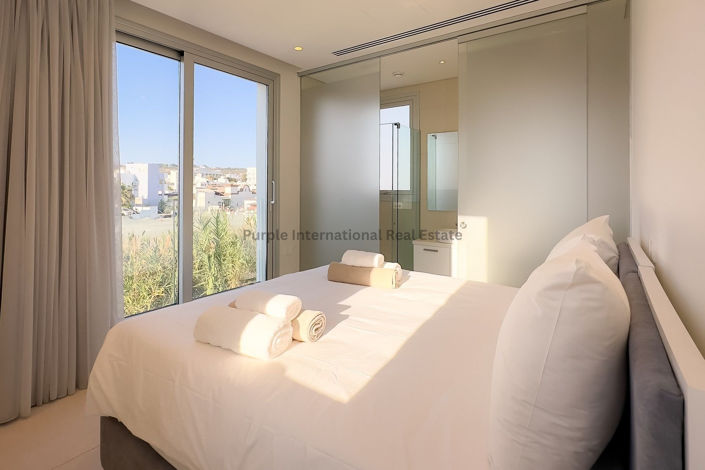 Image No.24-4 Bed Villa for sale