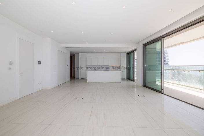 Image No.8-4 Bed Apartment for sale