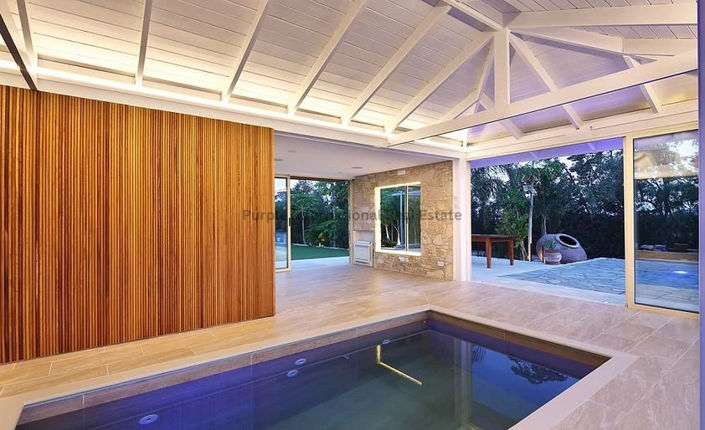 Image No.1-5 Bed Villa for sale