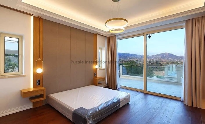 Image No.9-5 Bed Villa for sale