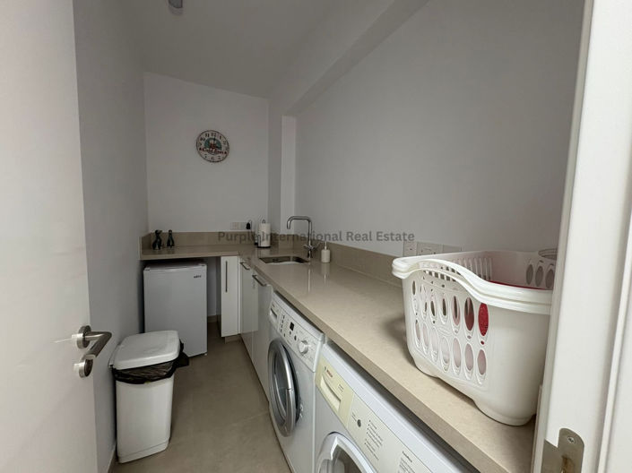 Image No.20-7 Bed Villa for sale