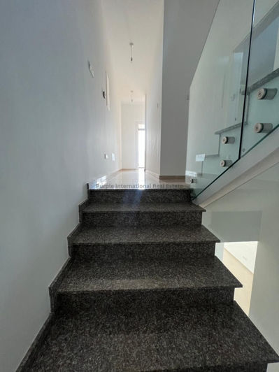 Image No.16-3 Bed Townhouse for sale