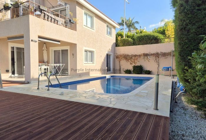 Image No.1-3 Bed Villa for sale