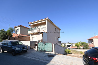 1 - Kolossi, Villa