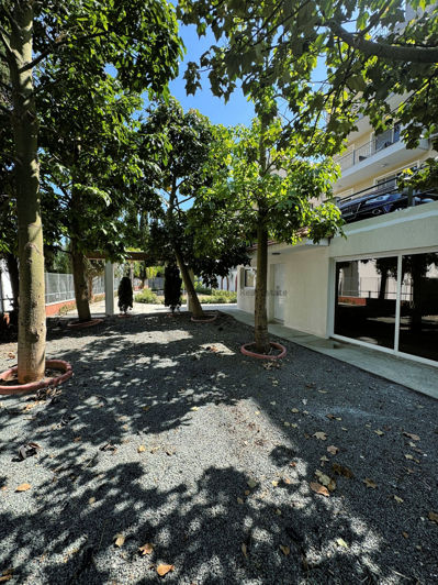 Image No.25-2 Bed Apartment for sale