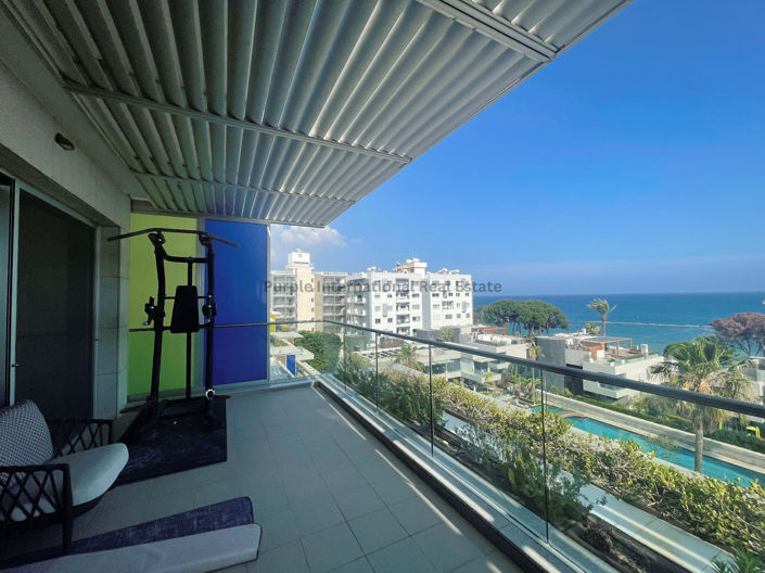 Image No.1-4 Bed Apartment for sale