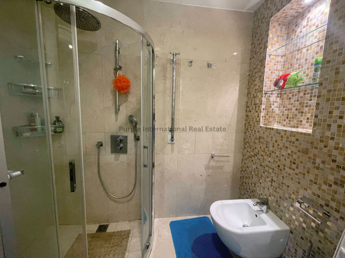 Image No.4-4 Bed Apartment for sale