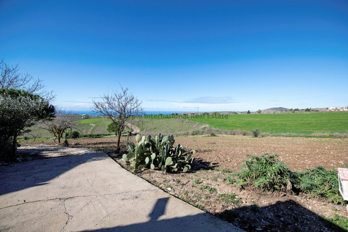 Image No.29-2 Bed Villa for sale